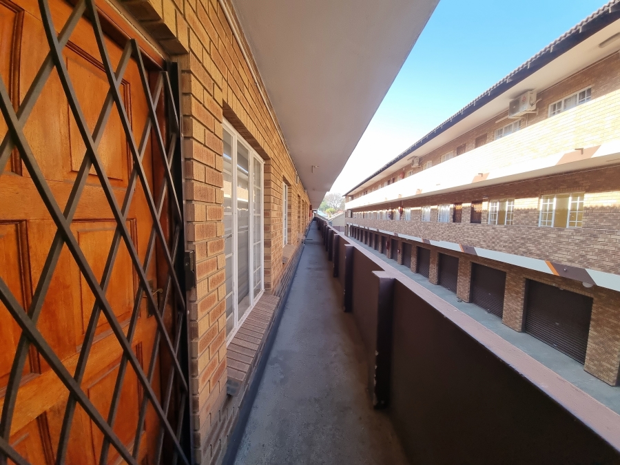 1 Bedroom Property for Sale in Lower Bo-dorp North West